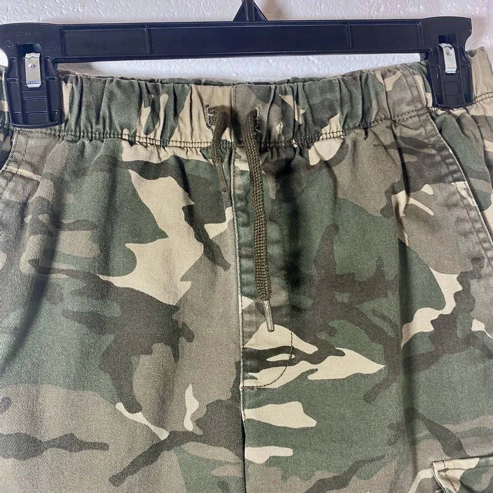Old Navy Green Camouflage Shorts